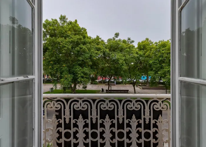 Prime V * Σετούμπαλ